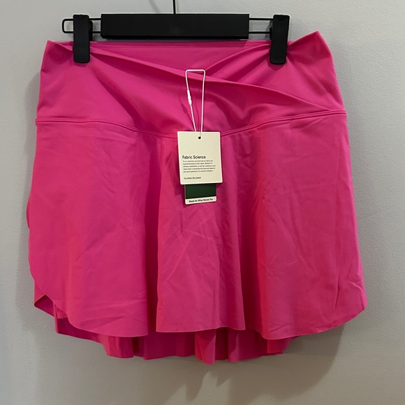 HALARA Dresses & Skirts - NWT halara Pink Skort